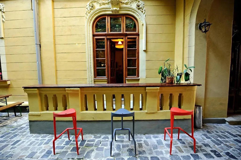 Auberge de jeunesse Podstel Umbrella à Bucarest