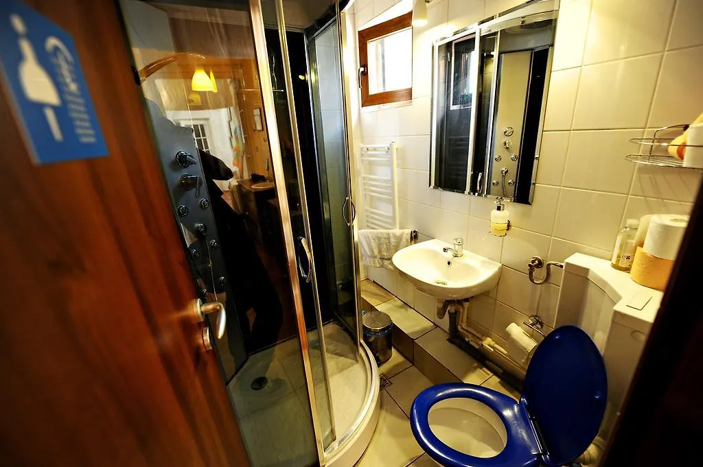 Auberge de jeunesse Podstel Umbrella à Bucarest